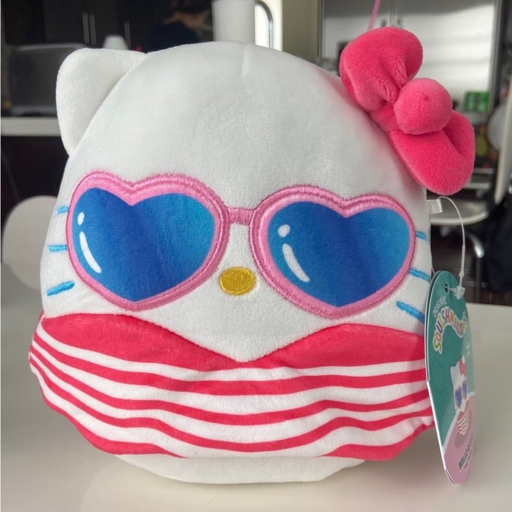 Squishmallow Sanrio Hello Kitty 6 Inch Summer Kitty Sunglasses New
